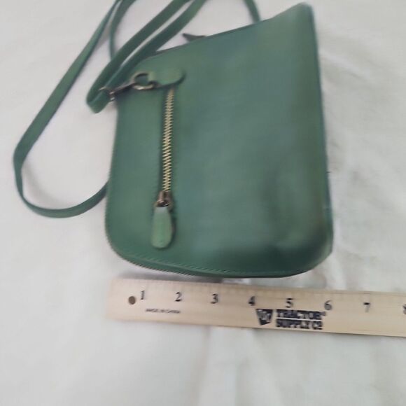Pratesi Firenze Italian Leather Grass Green shoulder Cross Body‎ Small bag, EUC - Picture 4 of 11